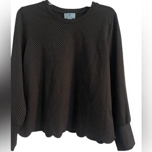 CeCe Women’s Long Sleeve Polka Dot Scalloped Hem Top Size Medium